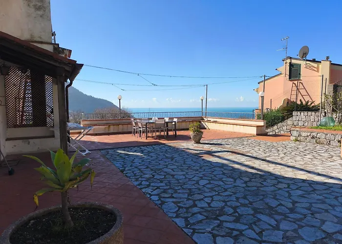 Le Coccinelle マラテーア